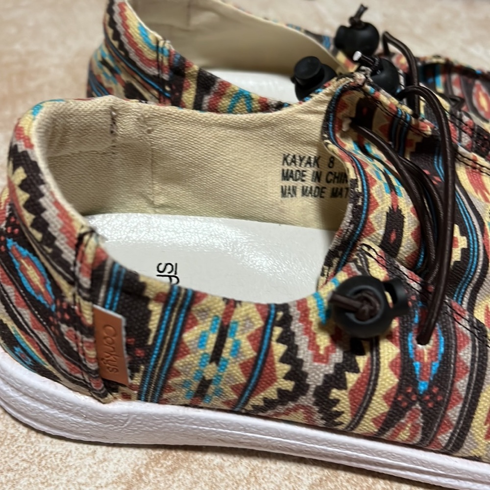 Size 8 slip on shoes. Never worn. CORKYS - Picture 2 of 3